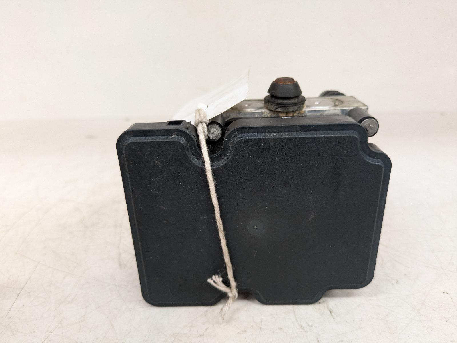 View Auto part ABS Pump/Modulator Vauxhall Meriva 2013