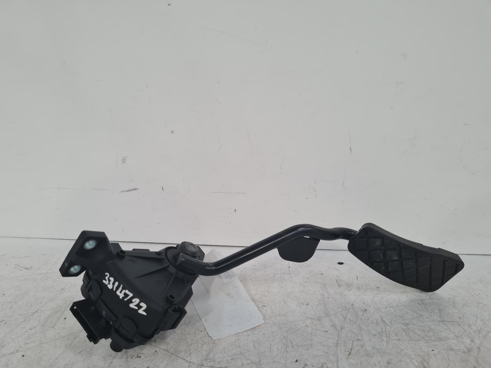 View Auto part Pedal Potentiometer Audi A4 2002
