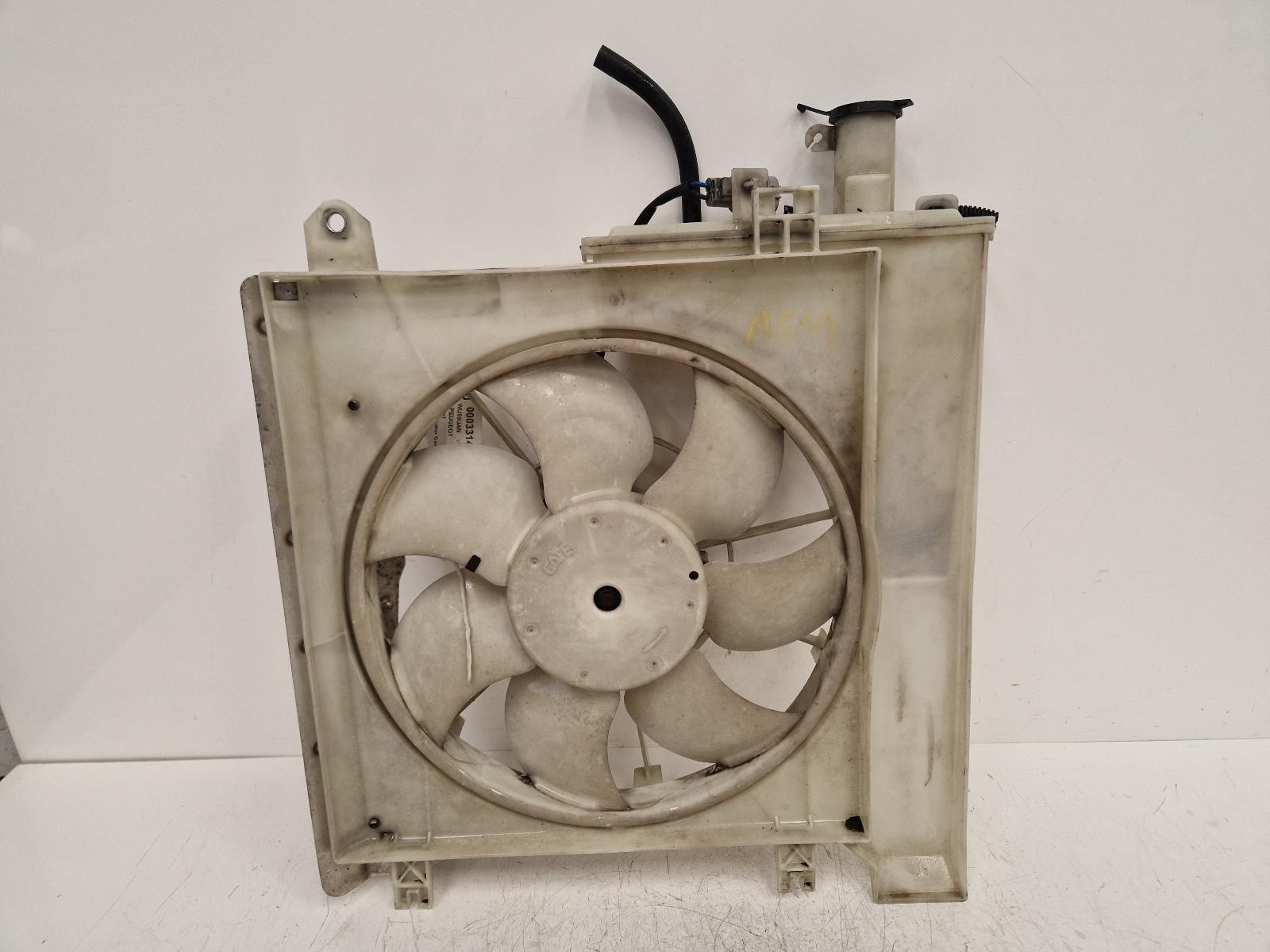 View Auto part Engine Cooling Motor Peugeot 107 2009