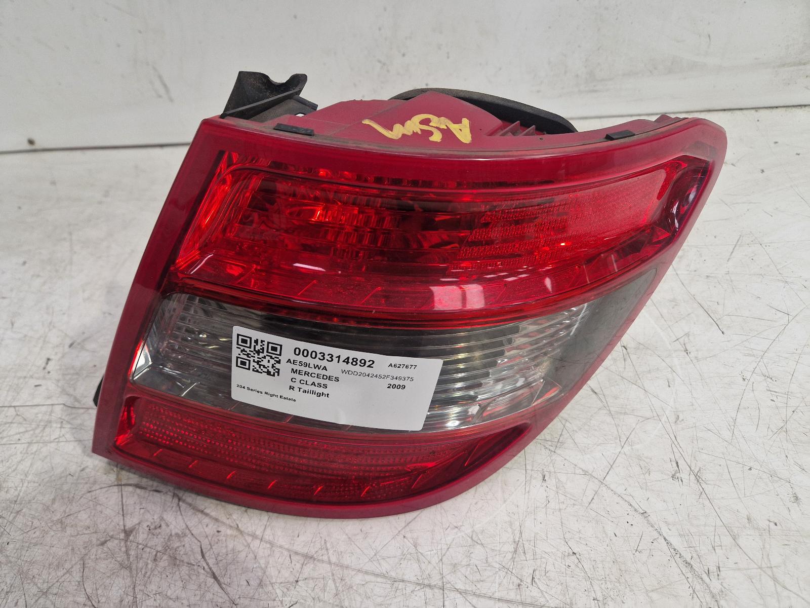 View Auto part R Taillight Mercedes C Class 2009