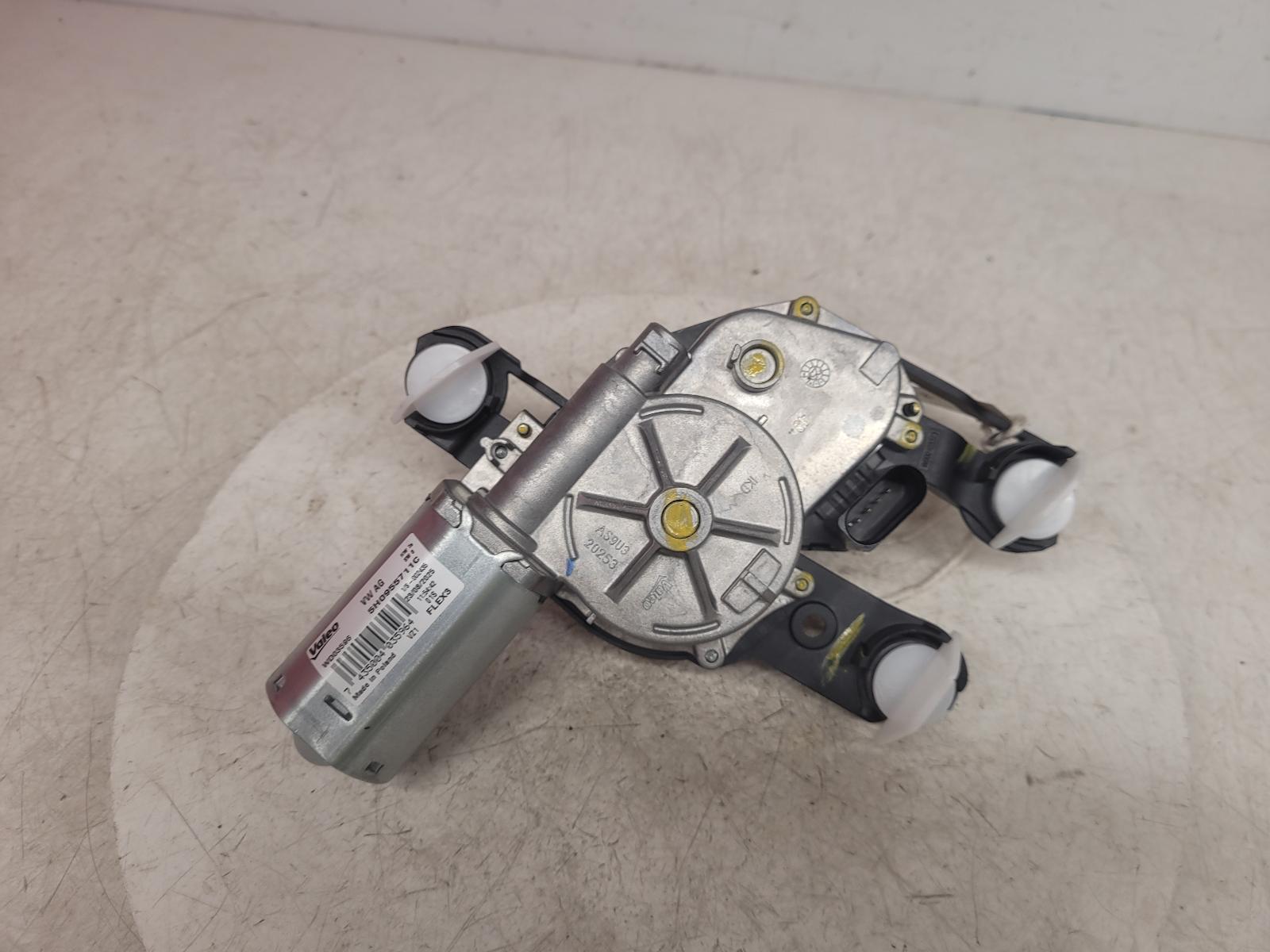 View Auto part Wiper Motor Rear Volkswagen Golf 2025