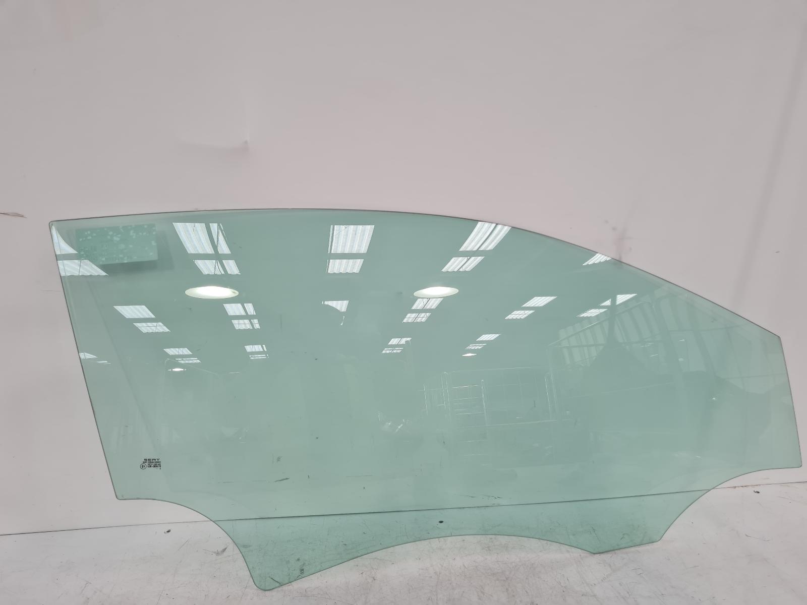 View Auto part RF Door Window Seat Ibiza 2010