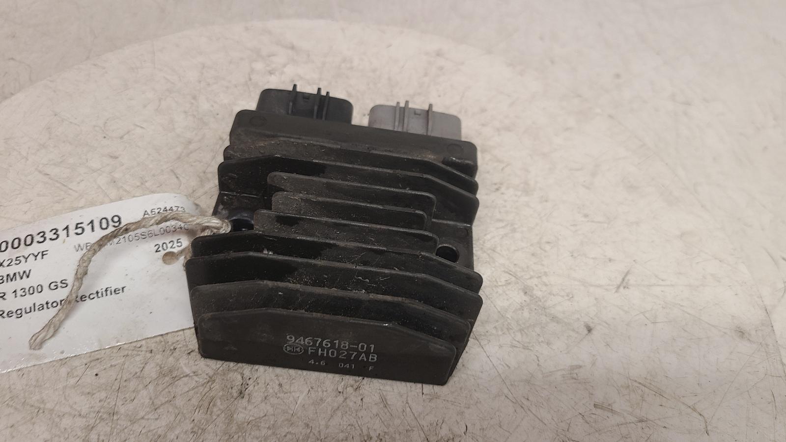 View Auto part Regulator/Rectifier Bmw R 1300 Gs 2025