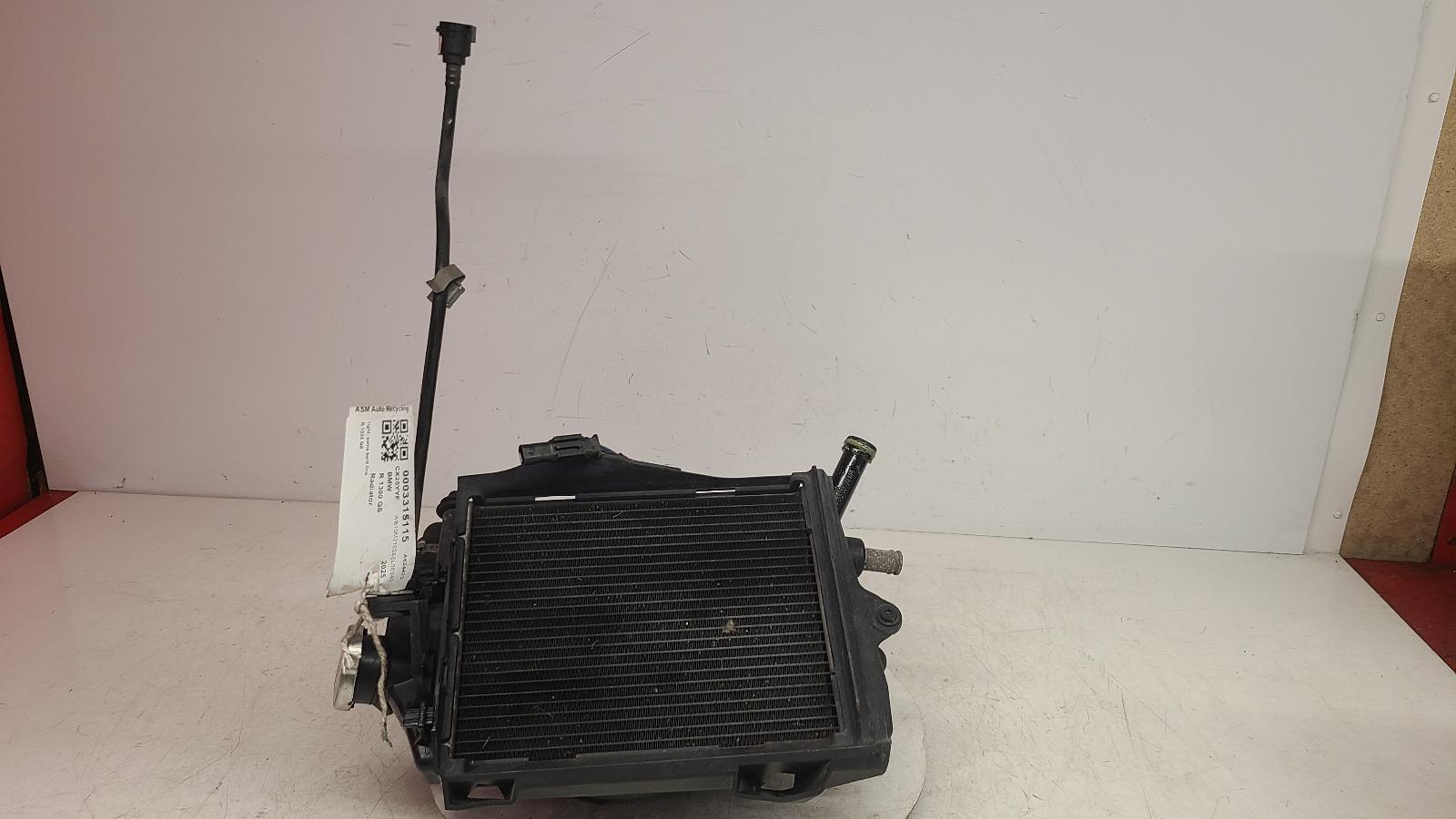 View Auto part Radiator Bmw R 1300 Gs 2025