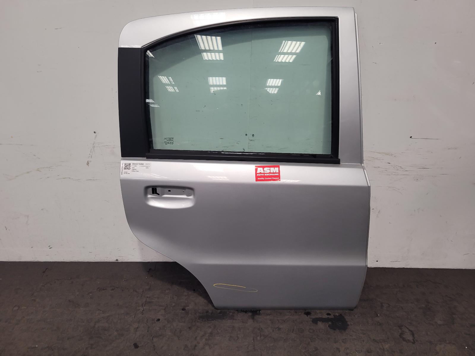 View Auto part R Rear Door Fiat Panda 2010