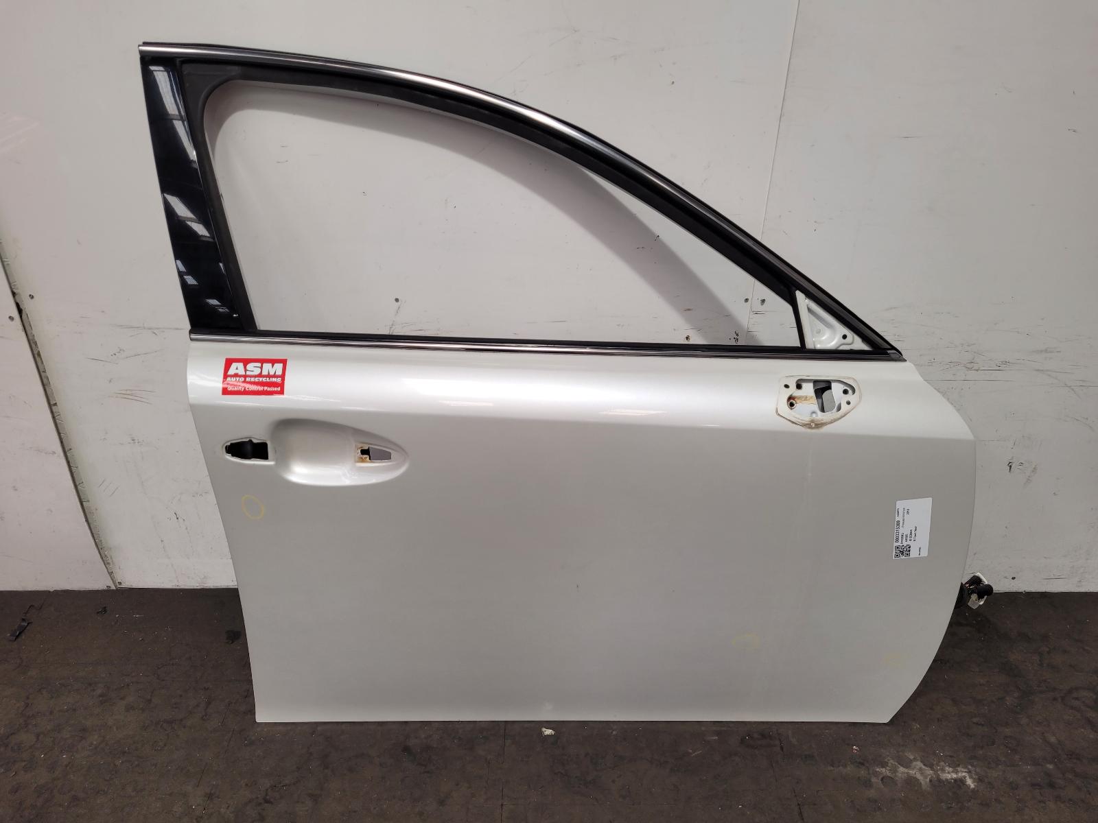View Auto part R Front Door Lexus Is Series 2010