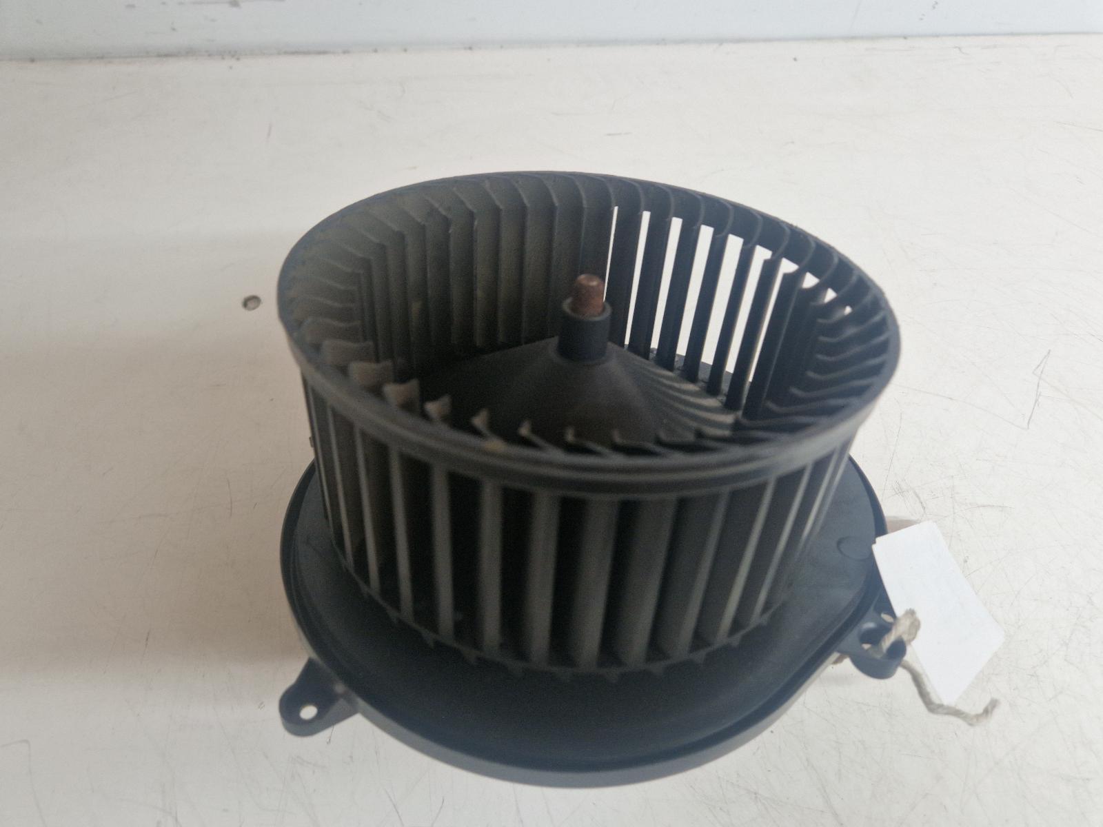 View Auto part Heater Motor/Assembly Bmw 3 Series 2012