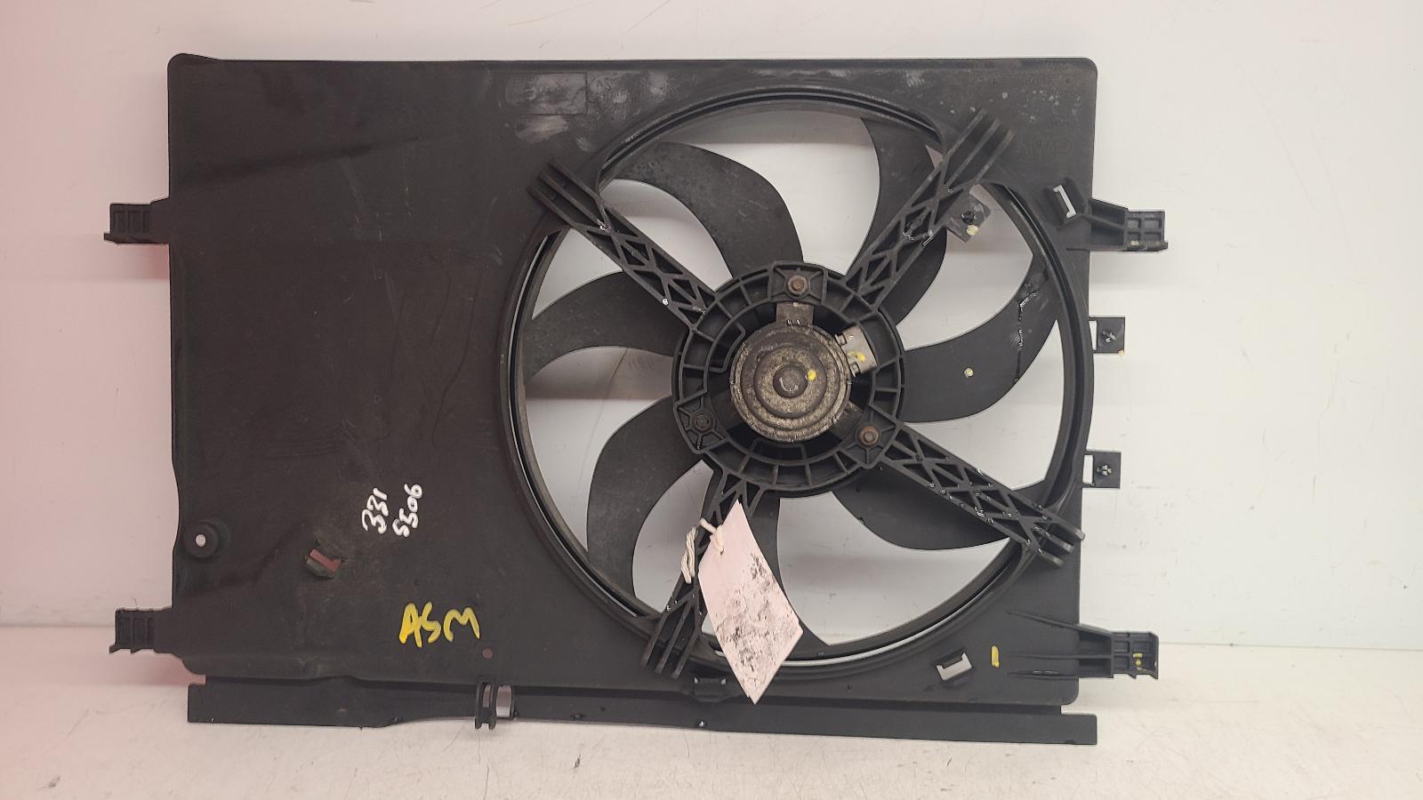 View Auto part Engine Cooling Motor Vauxhall Corsa 2012