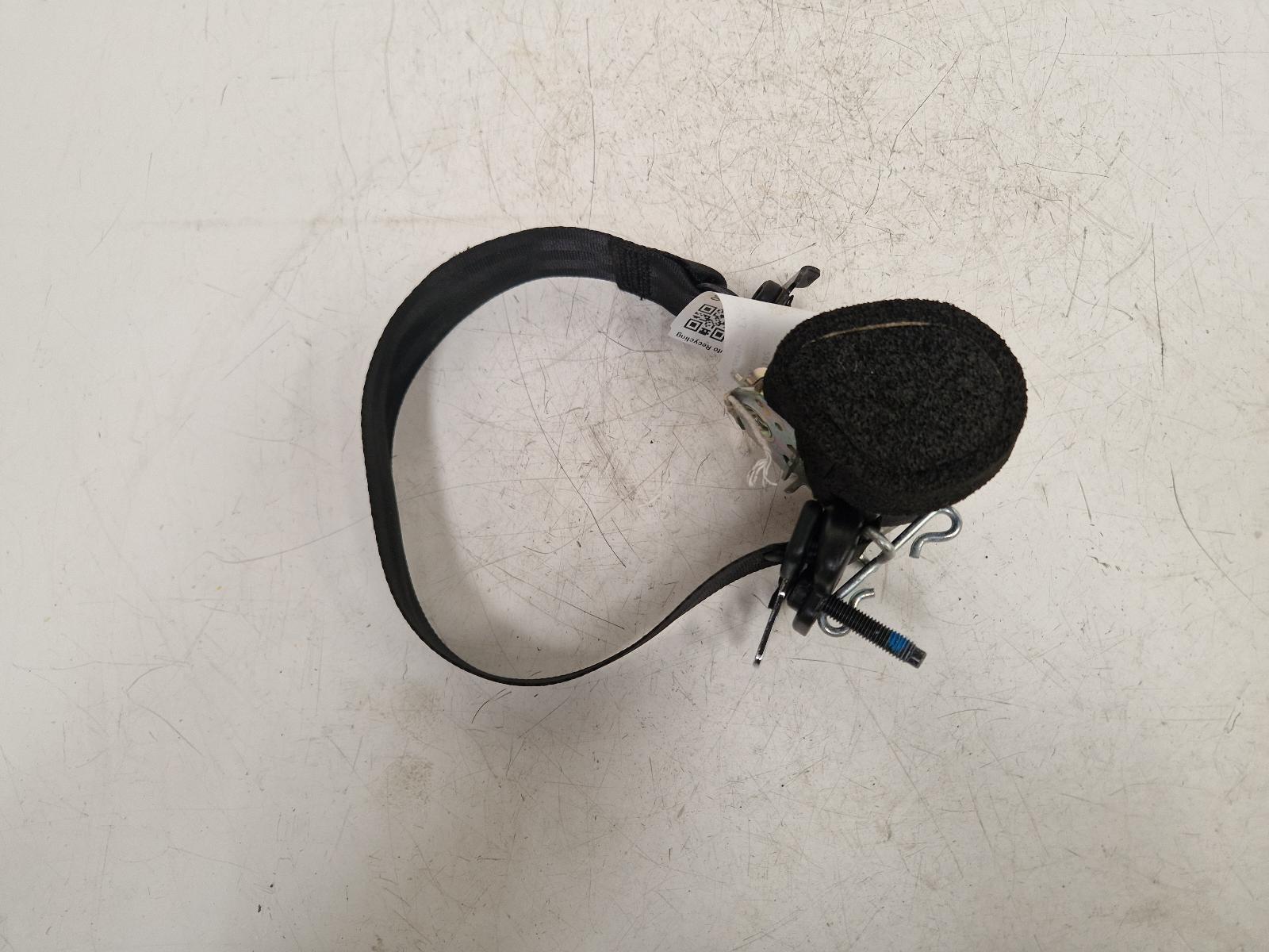 View Auto part Seat Belt Ford S Max 2012