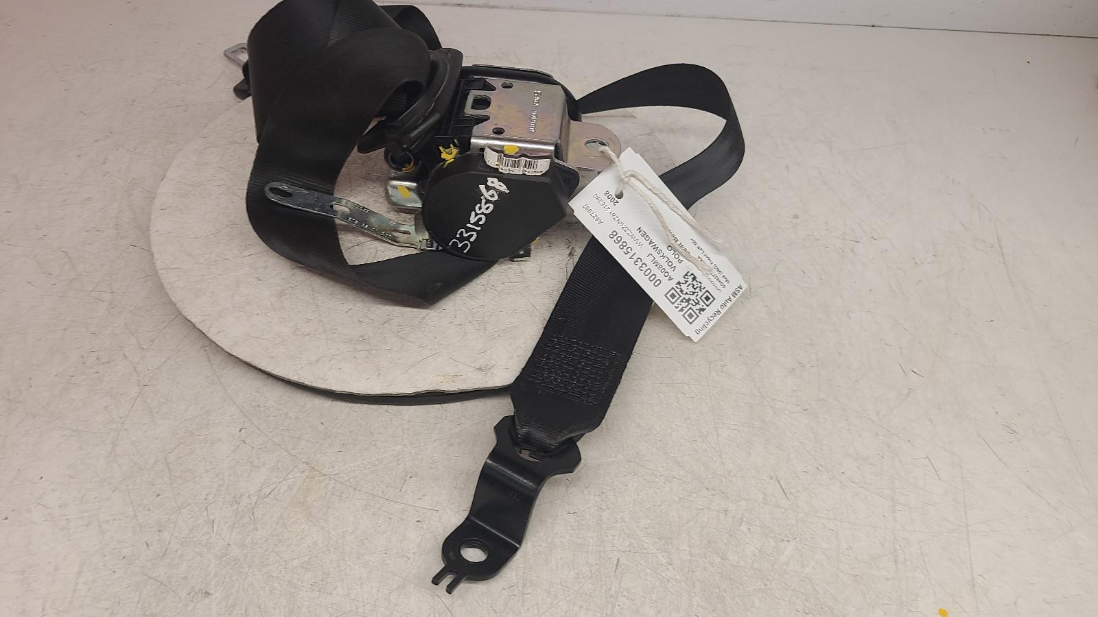 View Auto part Seat Belt Volkswagen Polo 2008