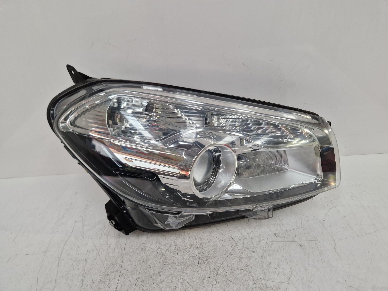 View Auto part R Headlamp Nissan Qashqai 2013