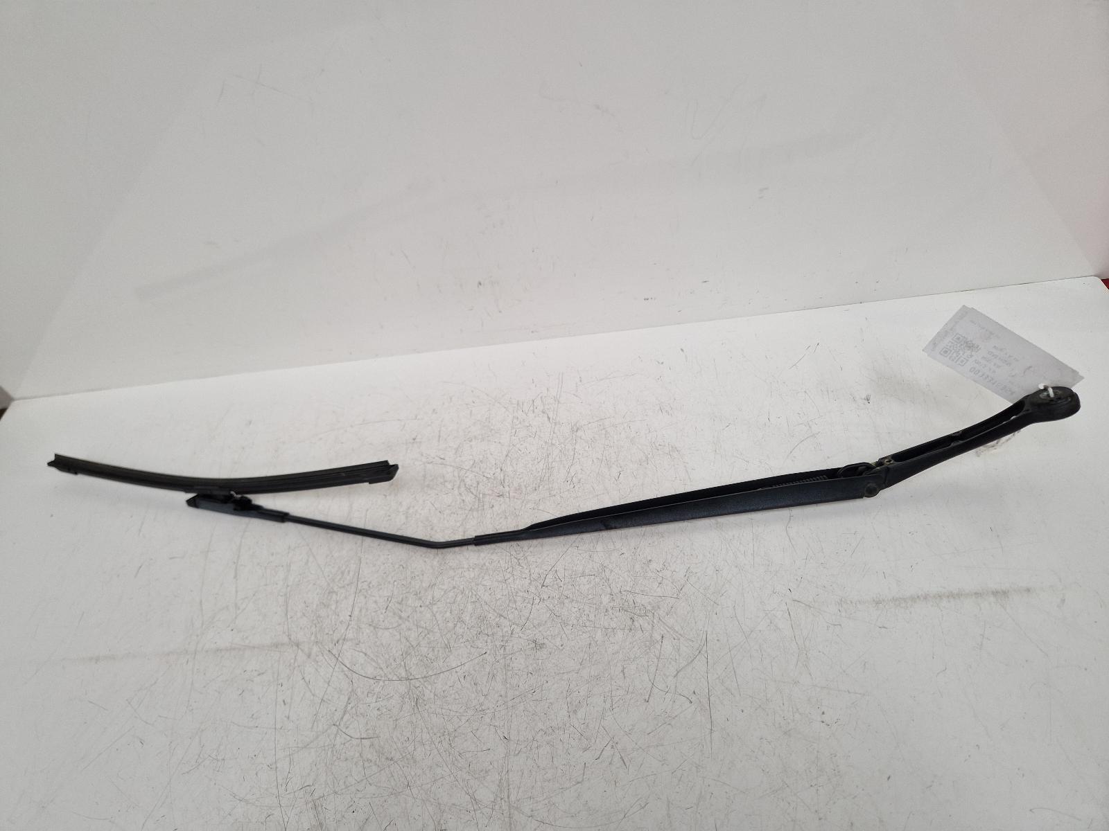 View Auto part Wiper Arm Nissan Qashqai 2013