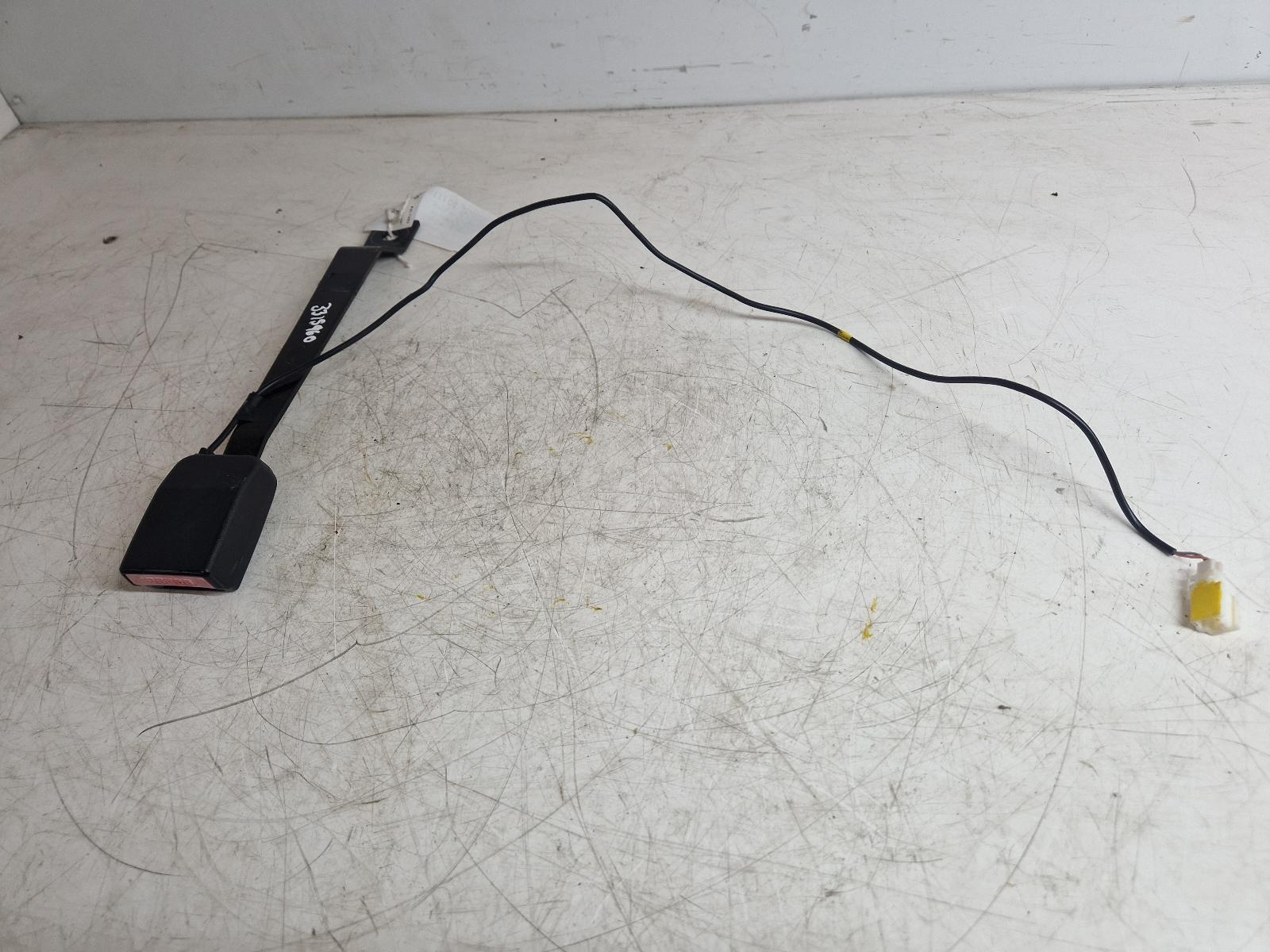 View Auto part Seat Belt Nissan Qashqai 2013