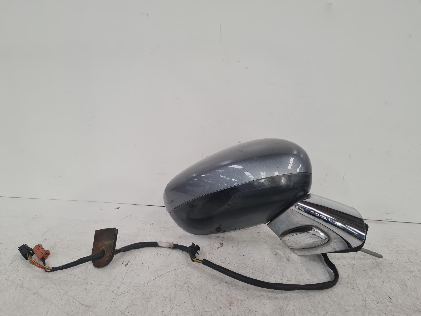 View Auto part R Door Mirror Citroen C3 2011