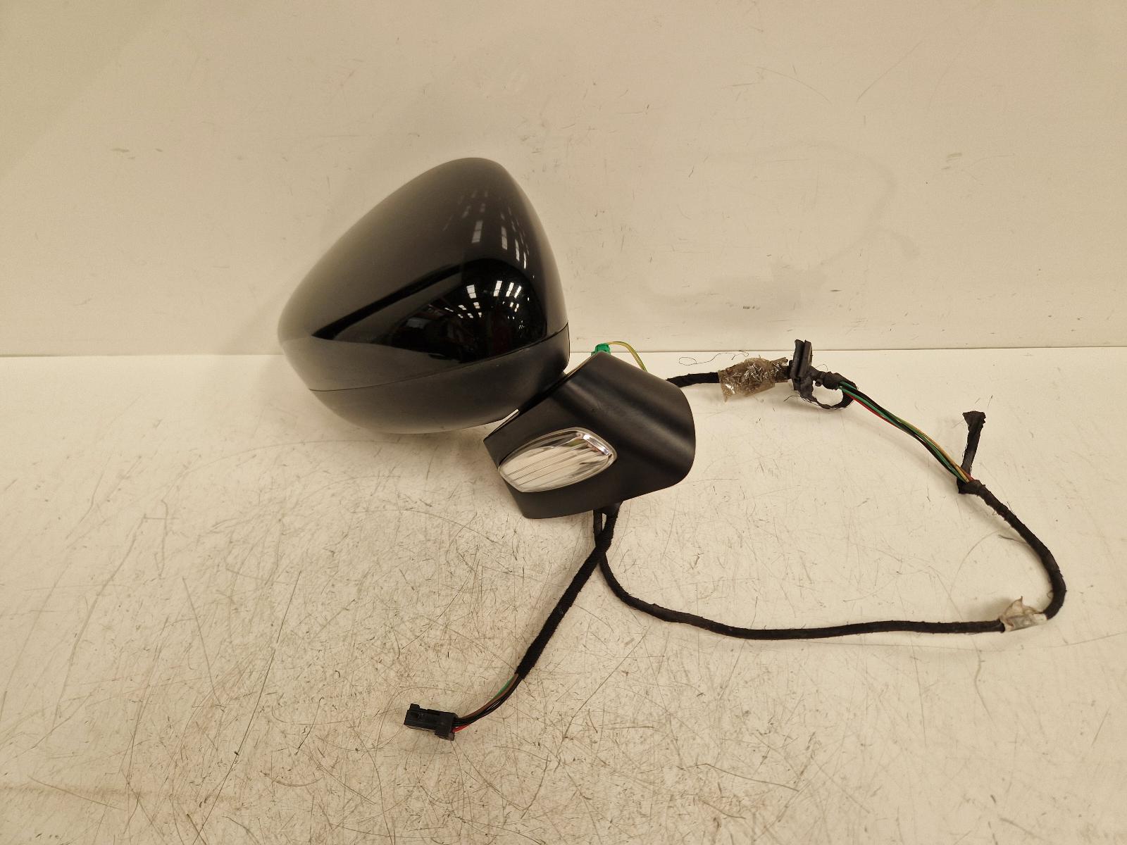 View Auto part R Door Mirror Citroen C4 2010