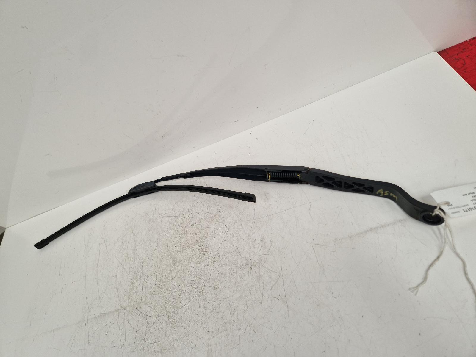 View Auto part Wiper Arm Honda Crv 2008