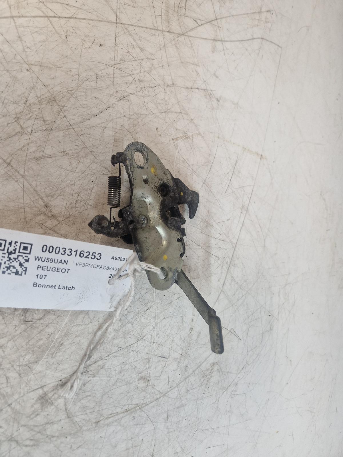 View Auto part Bonnet Latch Peugeot 107 2009