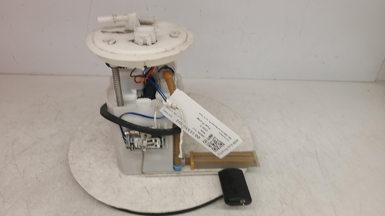 View Auto part Fuel Pump Kia Ceed 2009