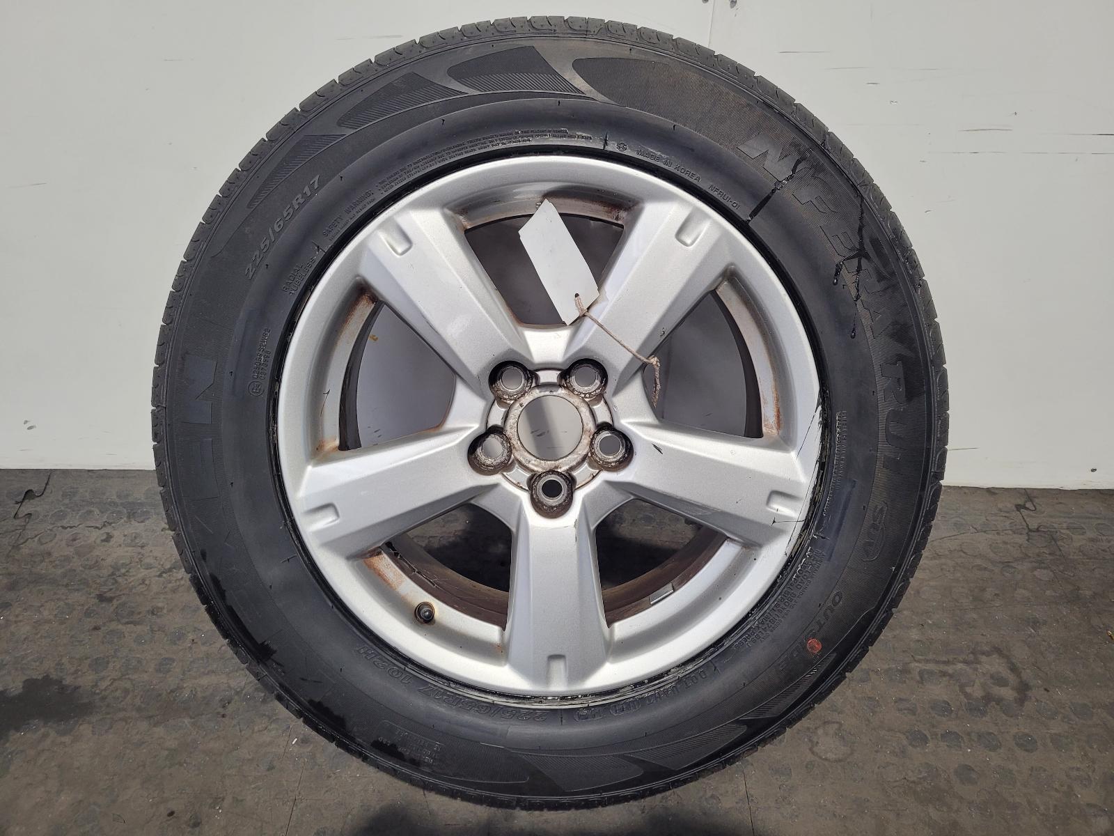 View Auto part Wheel Toyota Rav 4 2007
