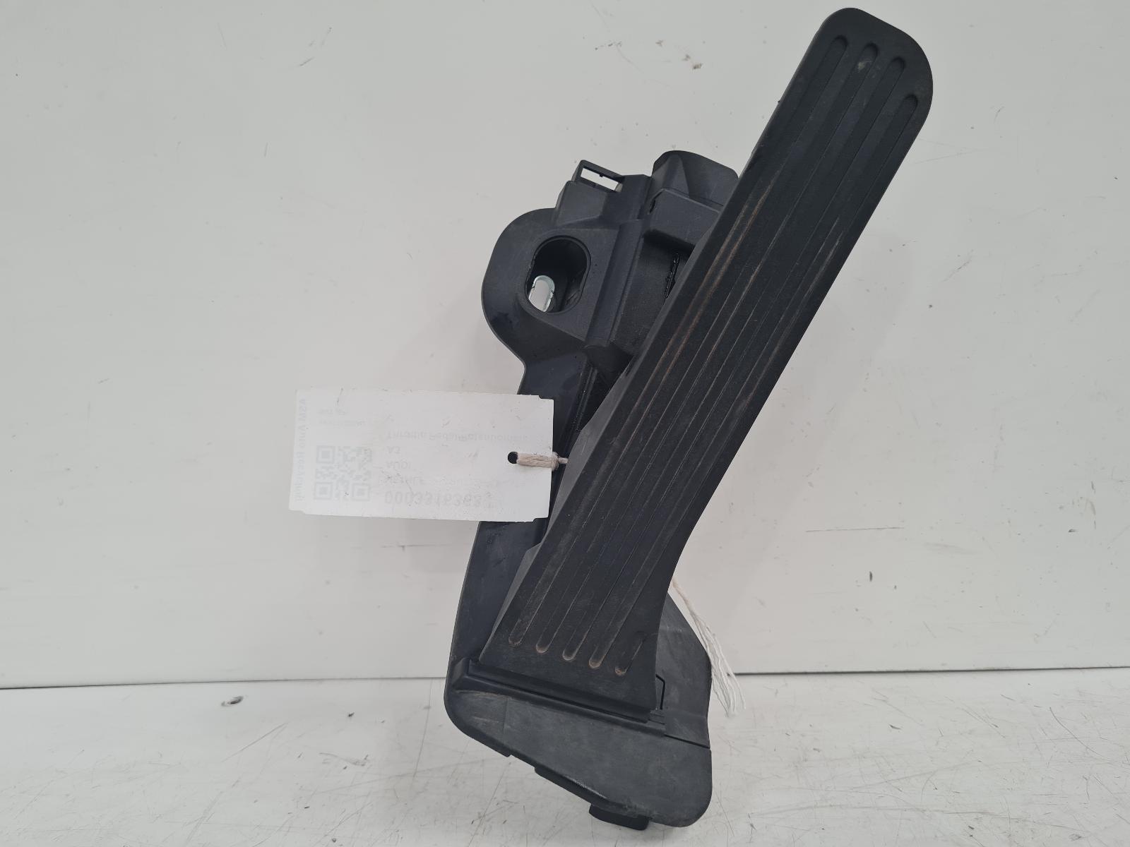 View Auto part Pedal Potentiometer Audi A3 2011
