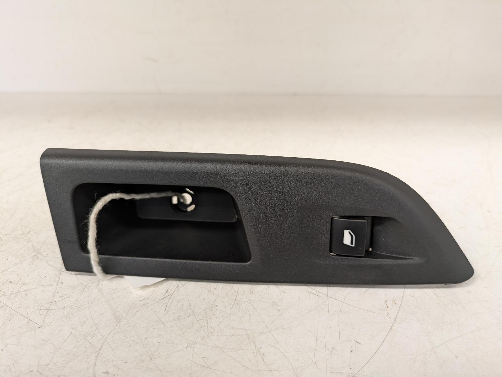 View Auto part Elect. Window Switch Vauxhall Corsa 2024