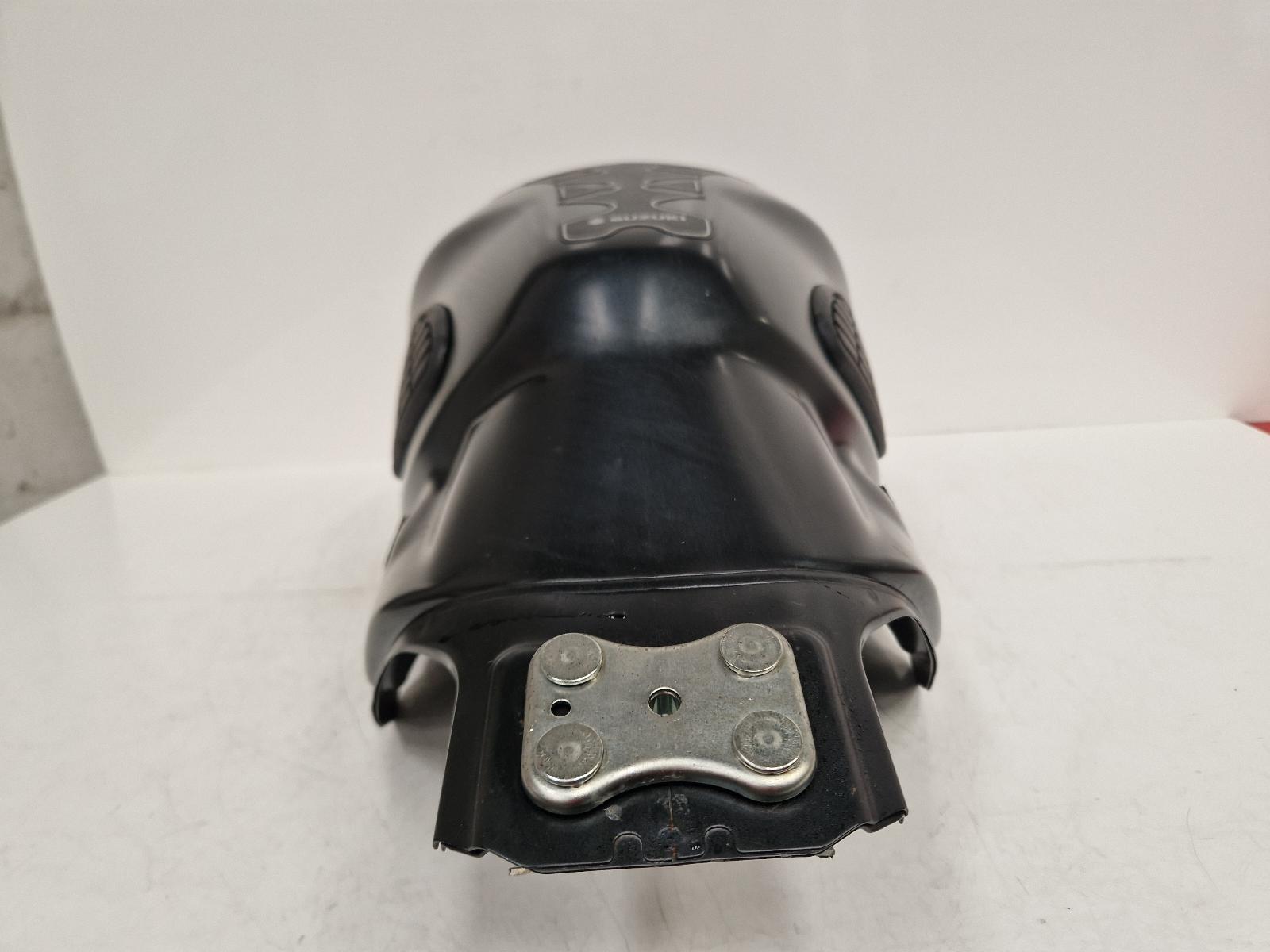 View Auto part Fuel Tank Suzuki Sv650 2022
