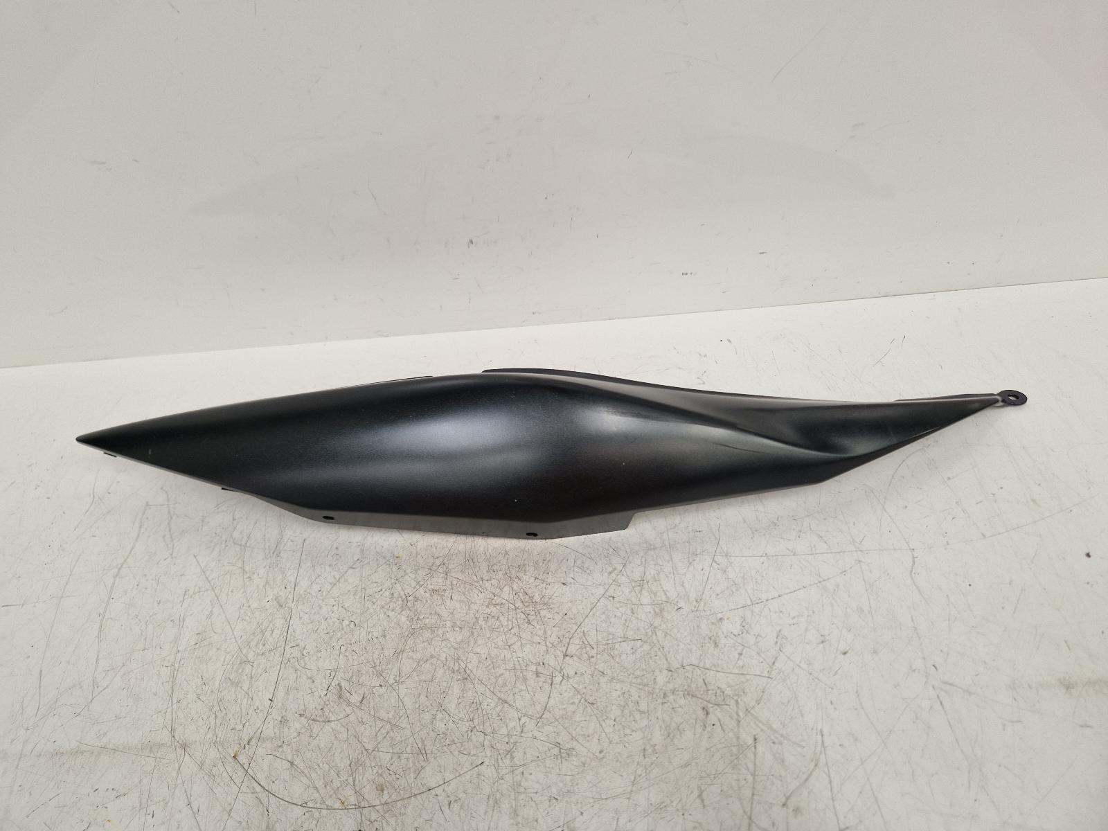 View Auto part Seat Cowl Suzuki Sv650 2022