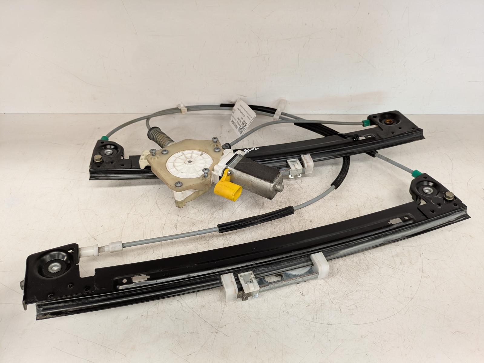 View Auto part RF Window Regulator Mini (bmw) Mini 2006