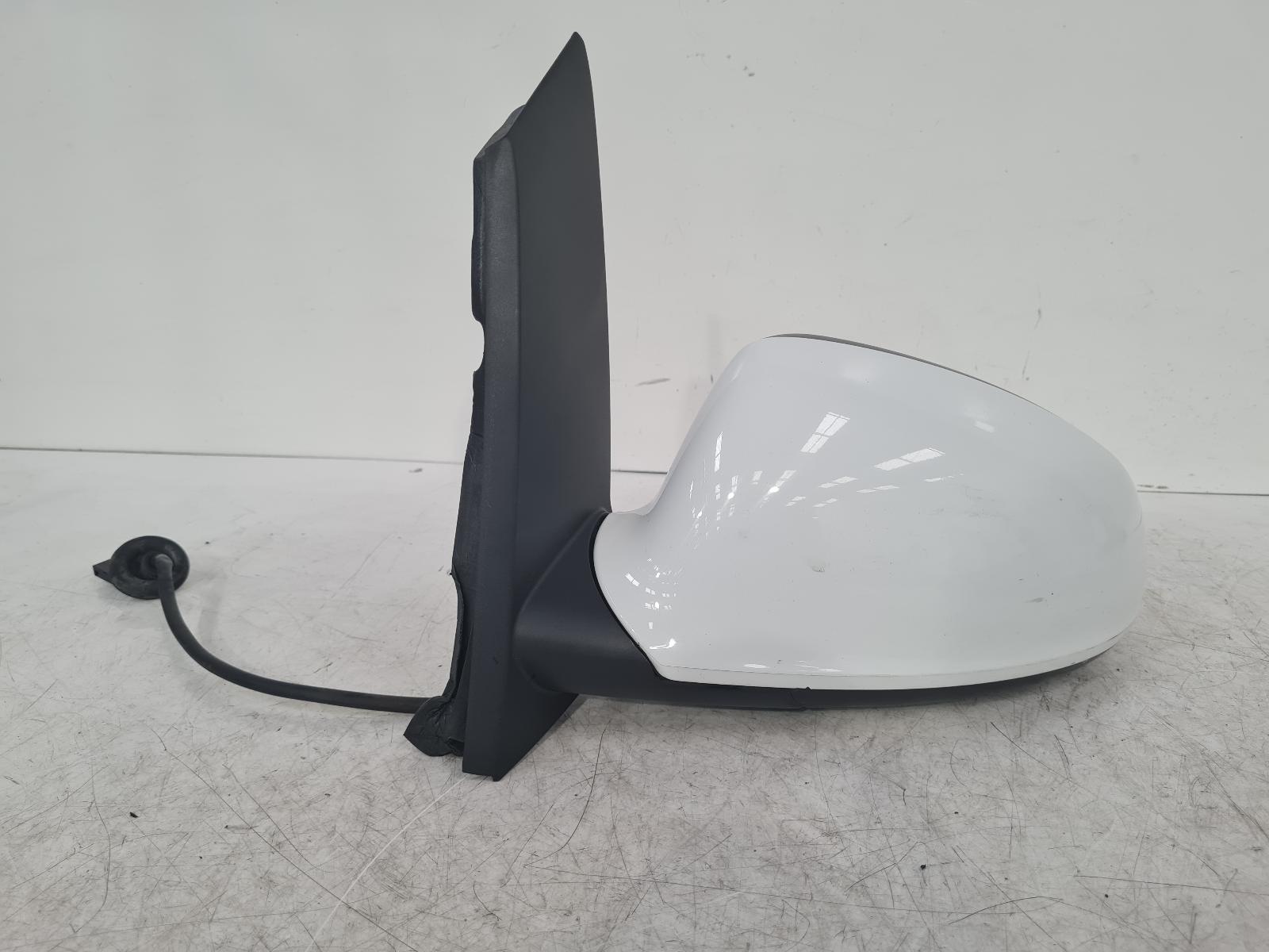 View Auto part L Door Mirror Vauxhall Astra 2014