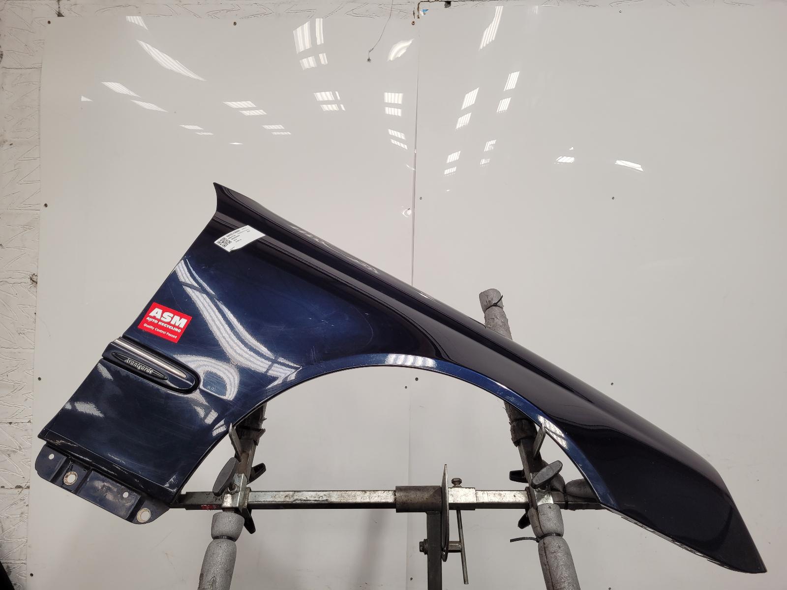 View Auto part R Wing Mercedes Clk 2007