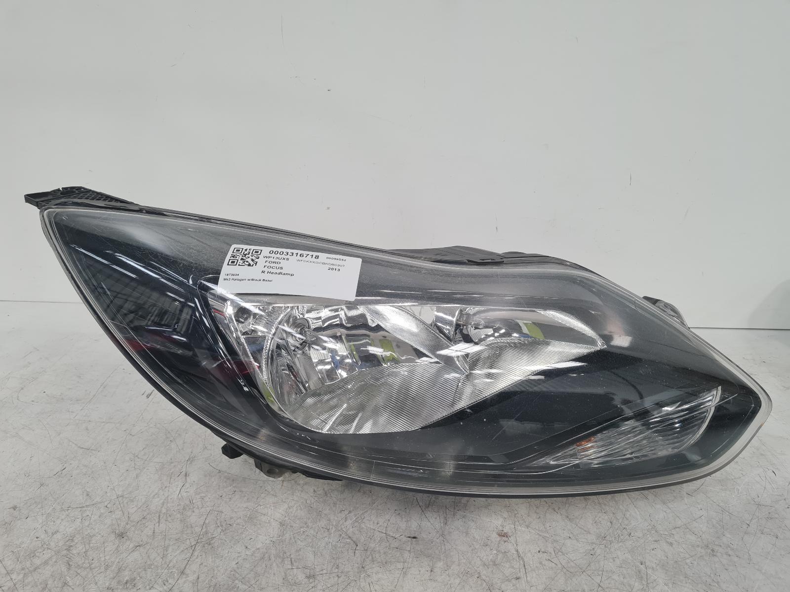 View Auto part R Headlamp Ford Focus 2013