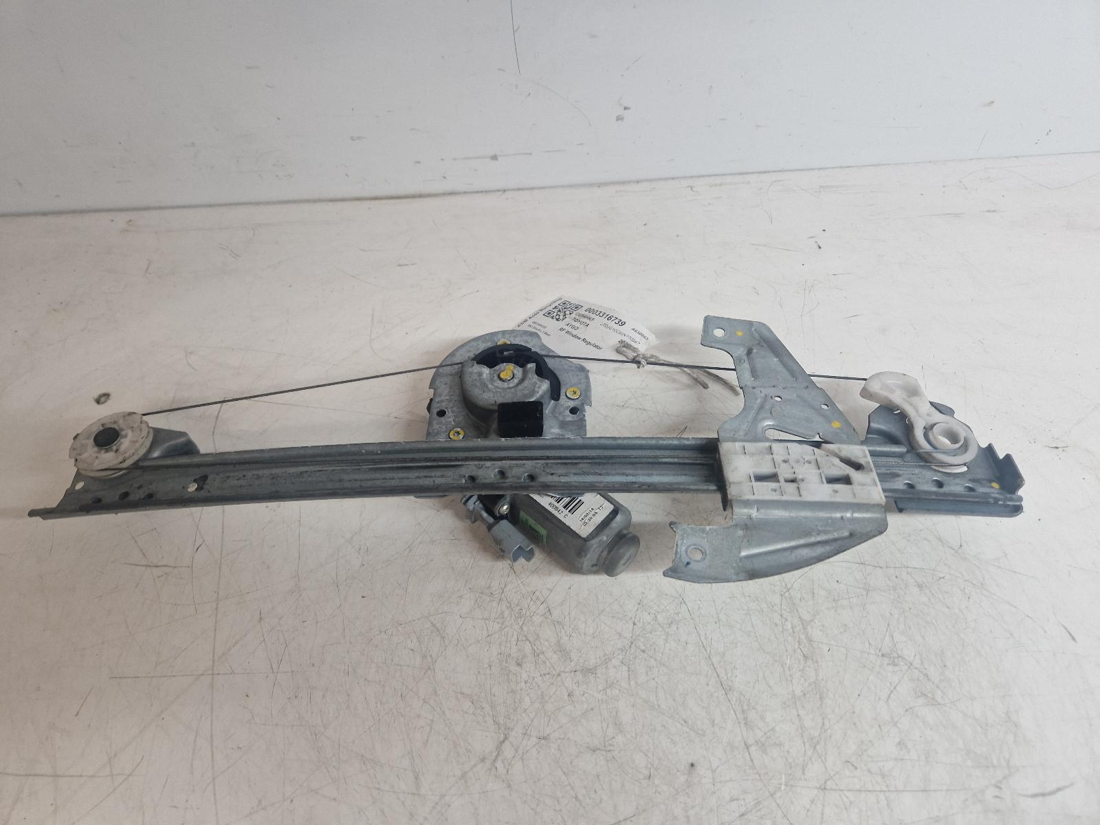 View Auto part RF Window Regulator Toyota Aygo 2014