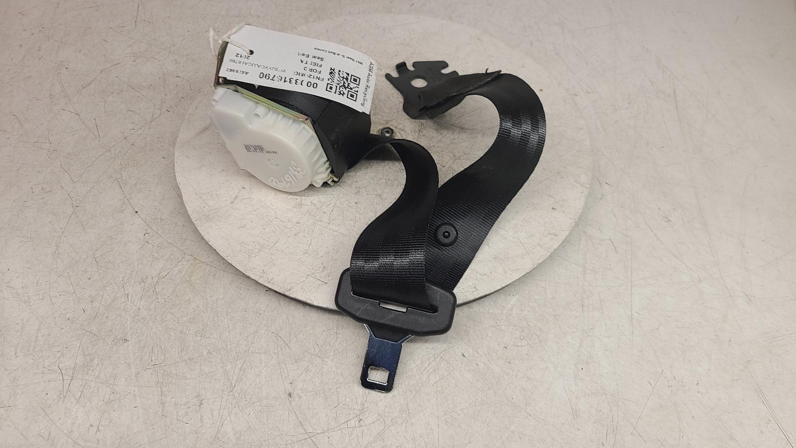 View Auto part Seat Belt Ford Fiesta 2012