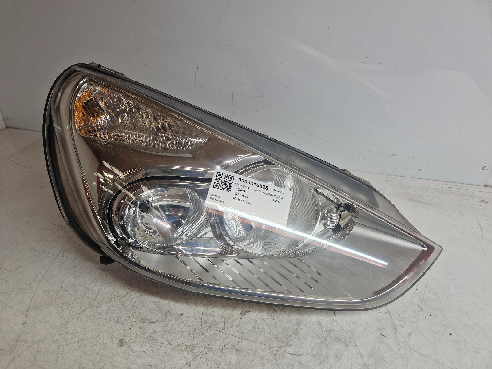 View Auto part R Headlamp Ford Galaxy 2015