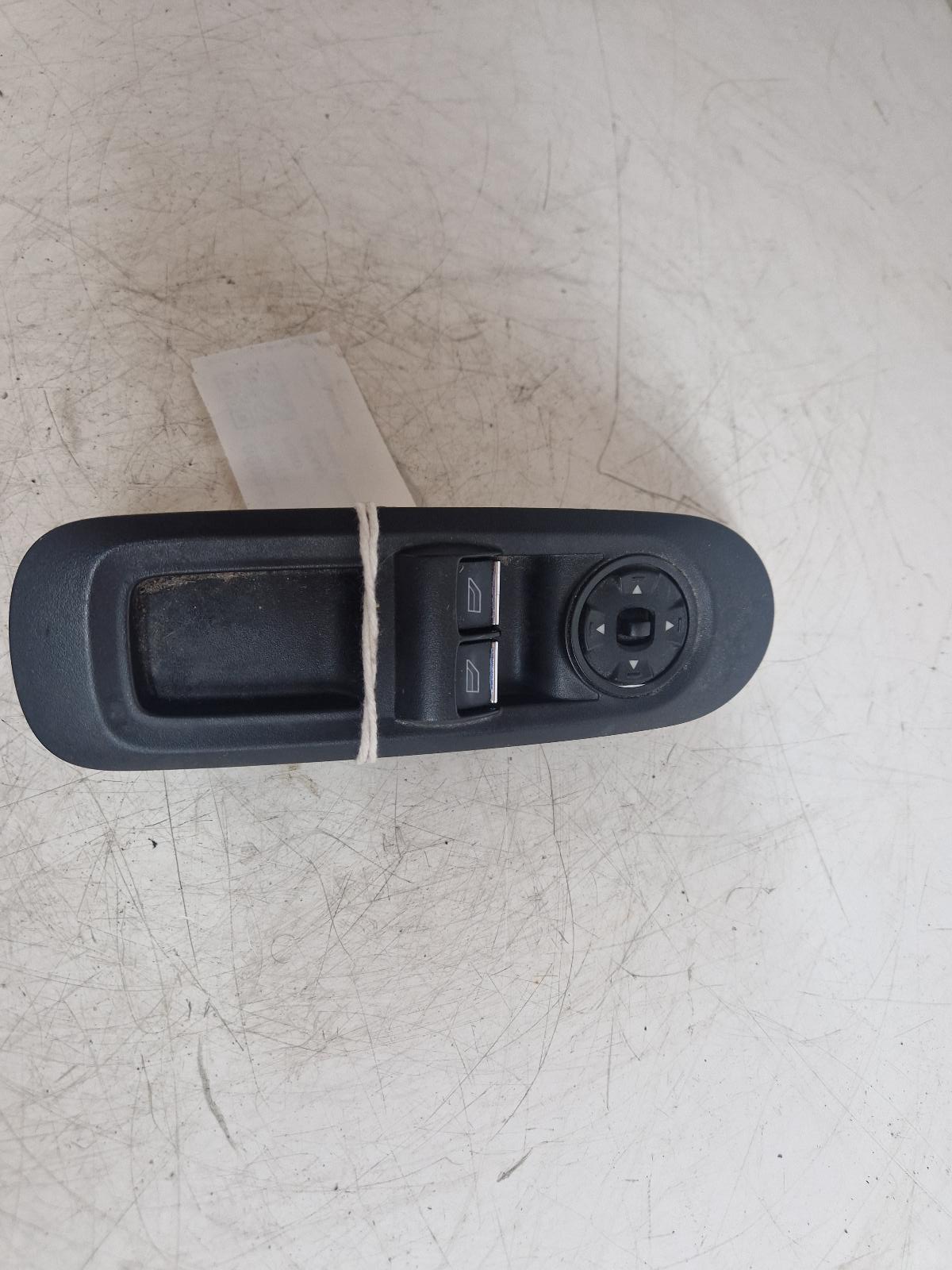 View Auto part Elect. Window Switch Ford Galaxy 2015