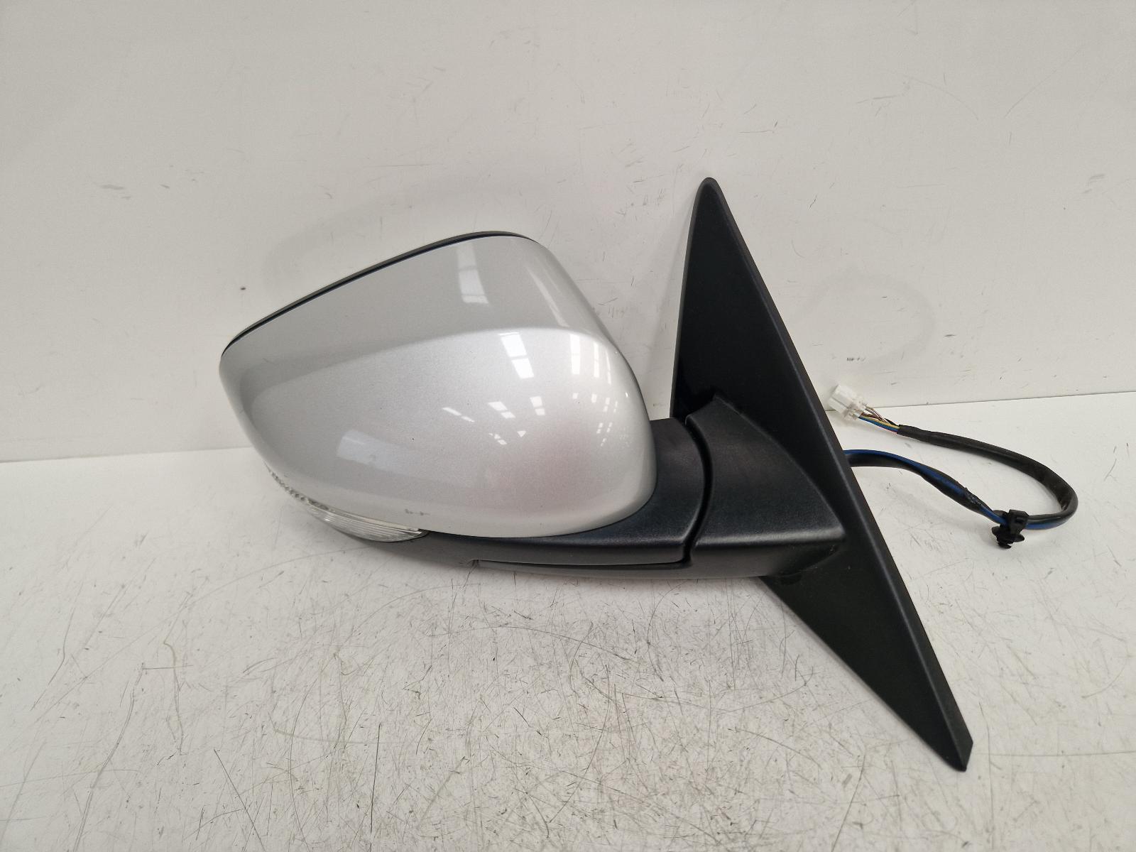 View Auto part R Door Mirror Mg Mg6 2012