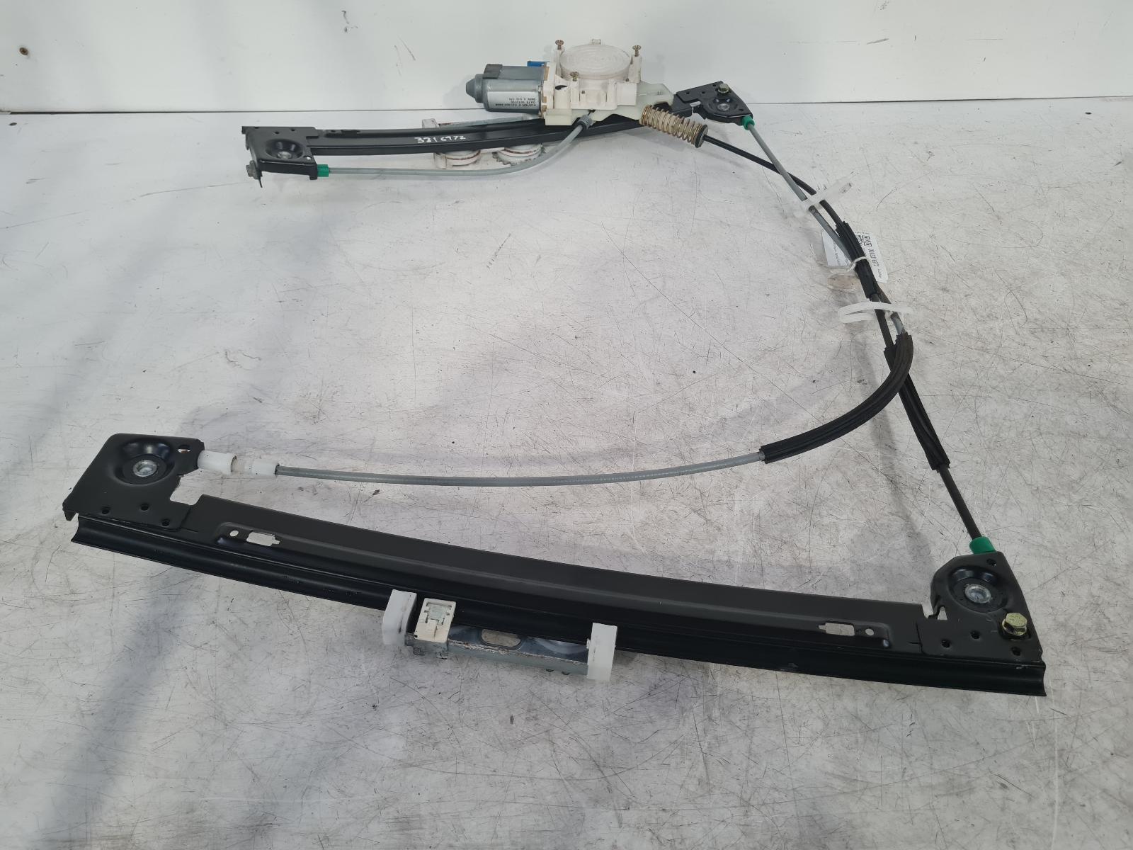 View Auto part RF Window Regulator Mini (bmw) Mini 2003