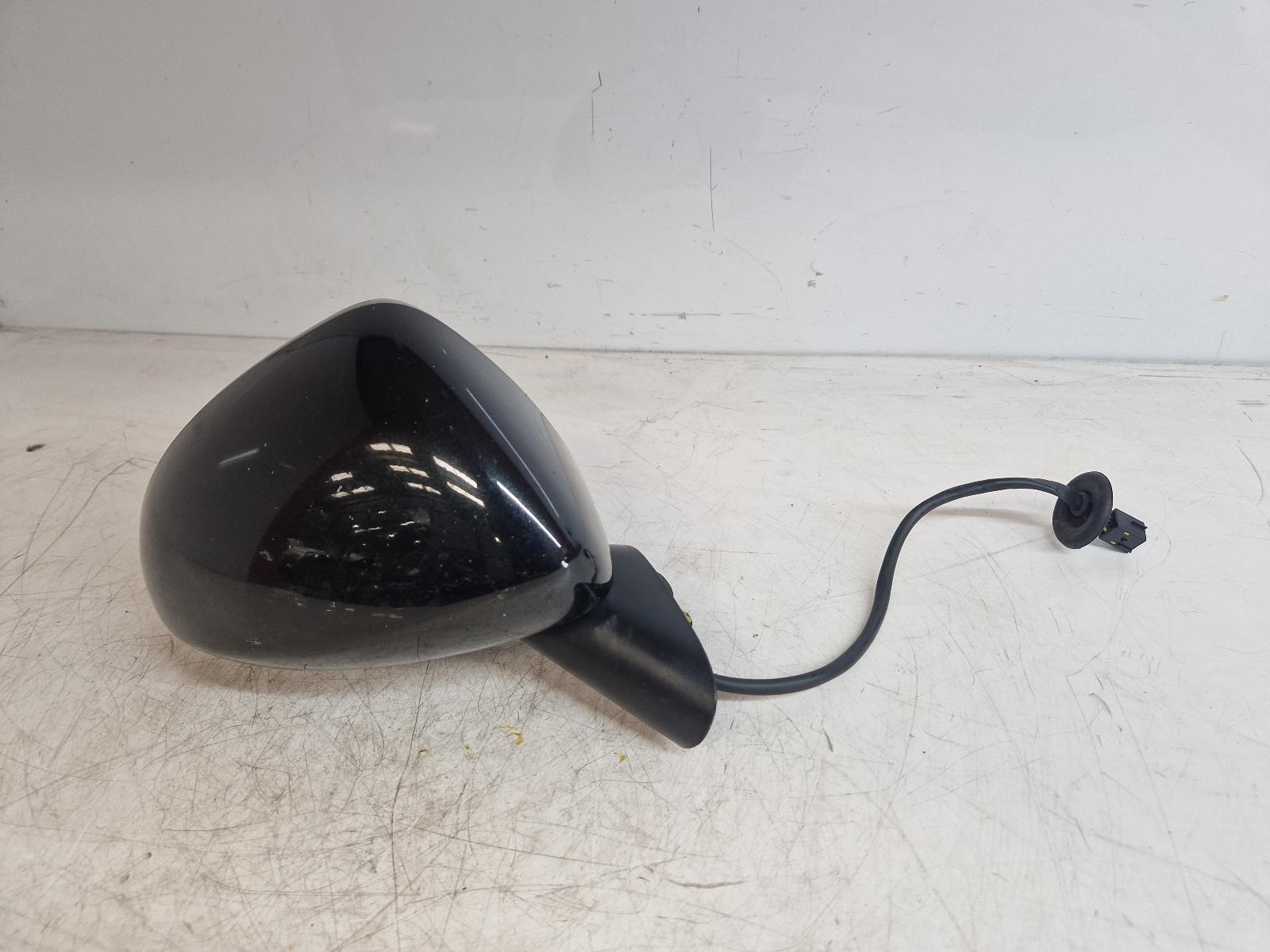 View Auto part R Door Mirror Vauxhall Corsa 2015