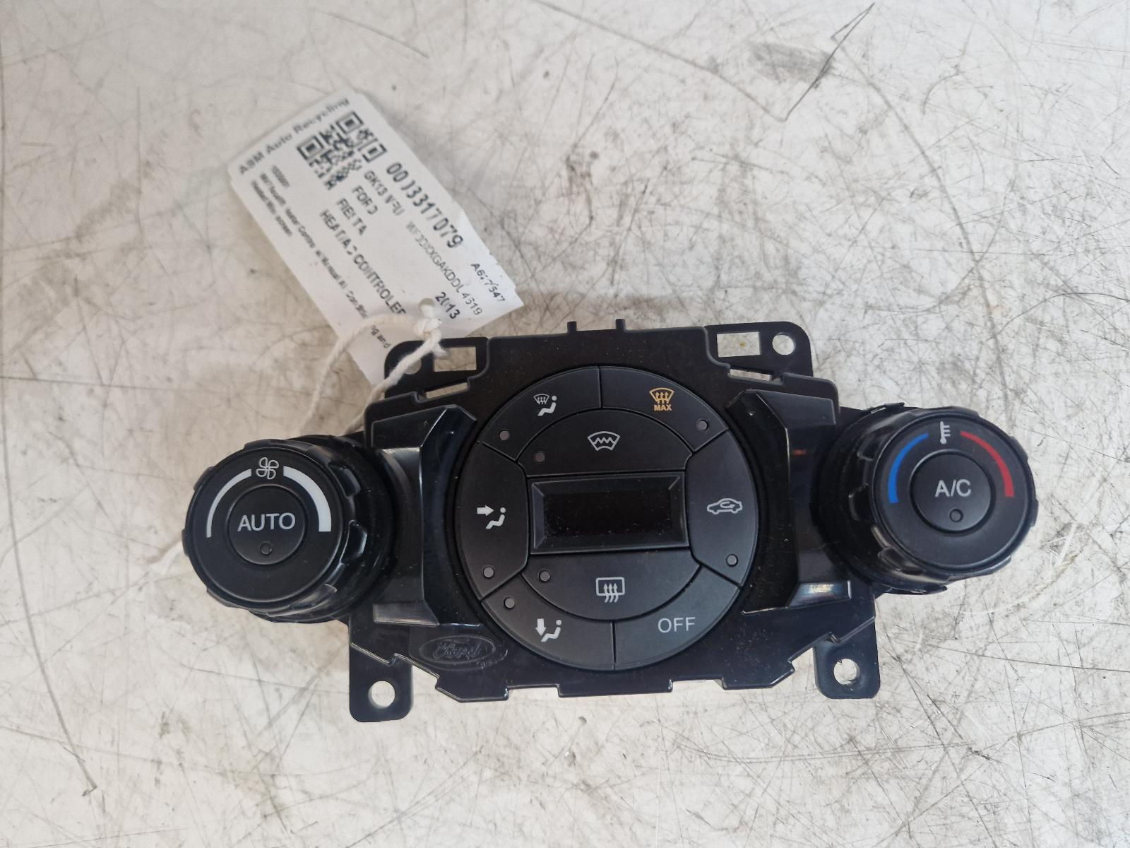 View Auto part Heater/AC Controller Ford Fiesta 2013