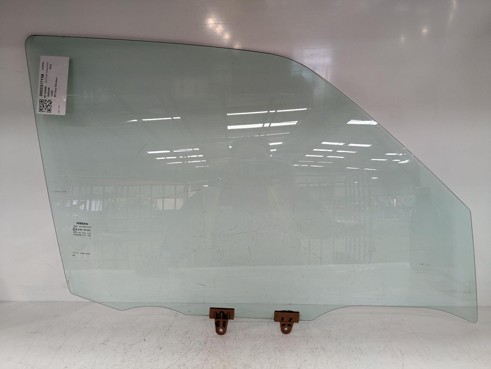 View Auto part RF Door Window Nissan Juke 2012