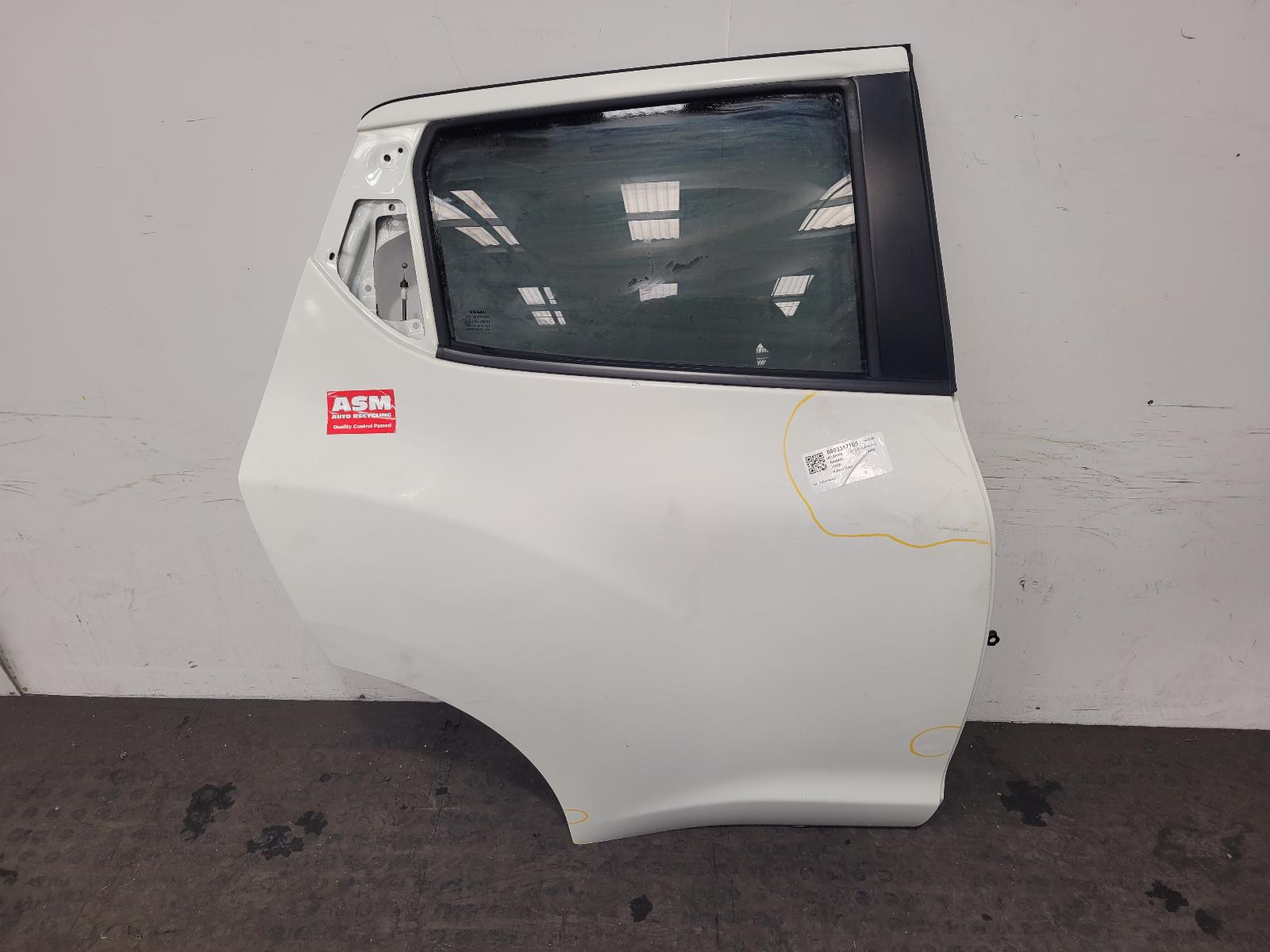 View Auto part R Rear Door Nissan Juke 2012