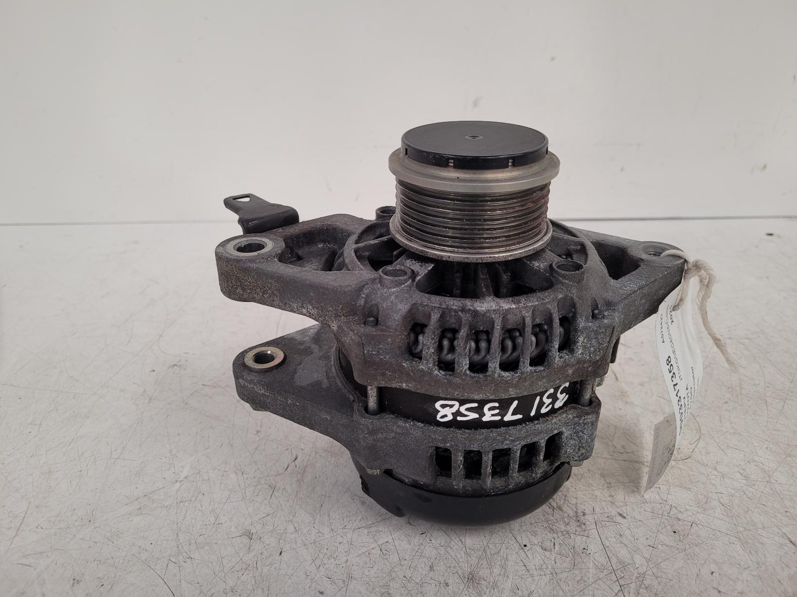 View Auto part Alternator Toyota Aygo 2021