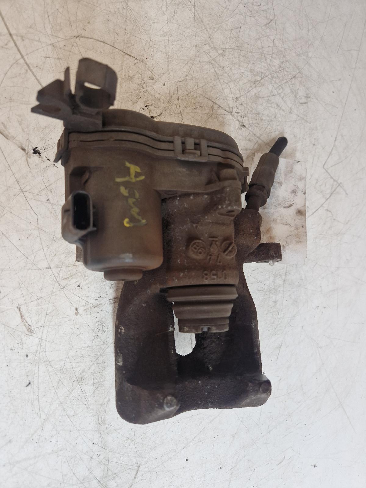 View Auto part Caliper Mercedes A Class 2016