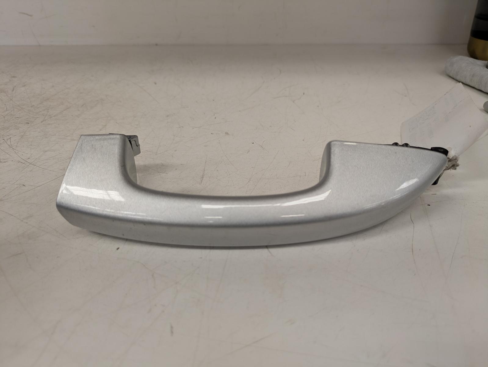 View Auto part Door Handle Volkswagen Golf 2011