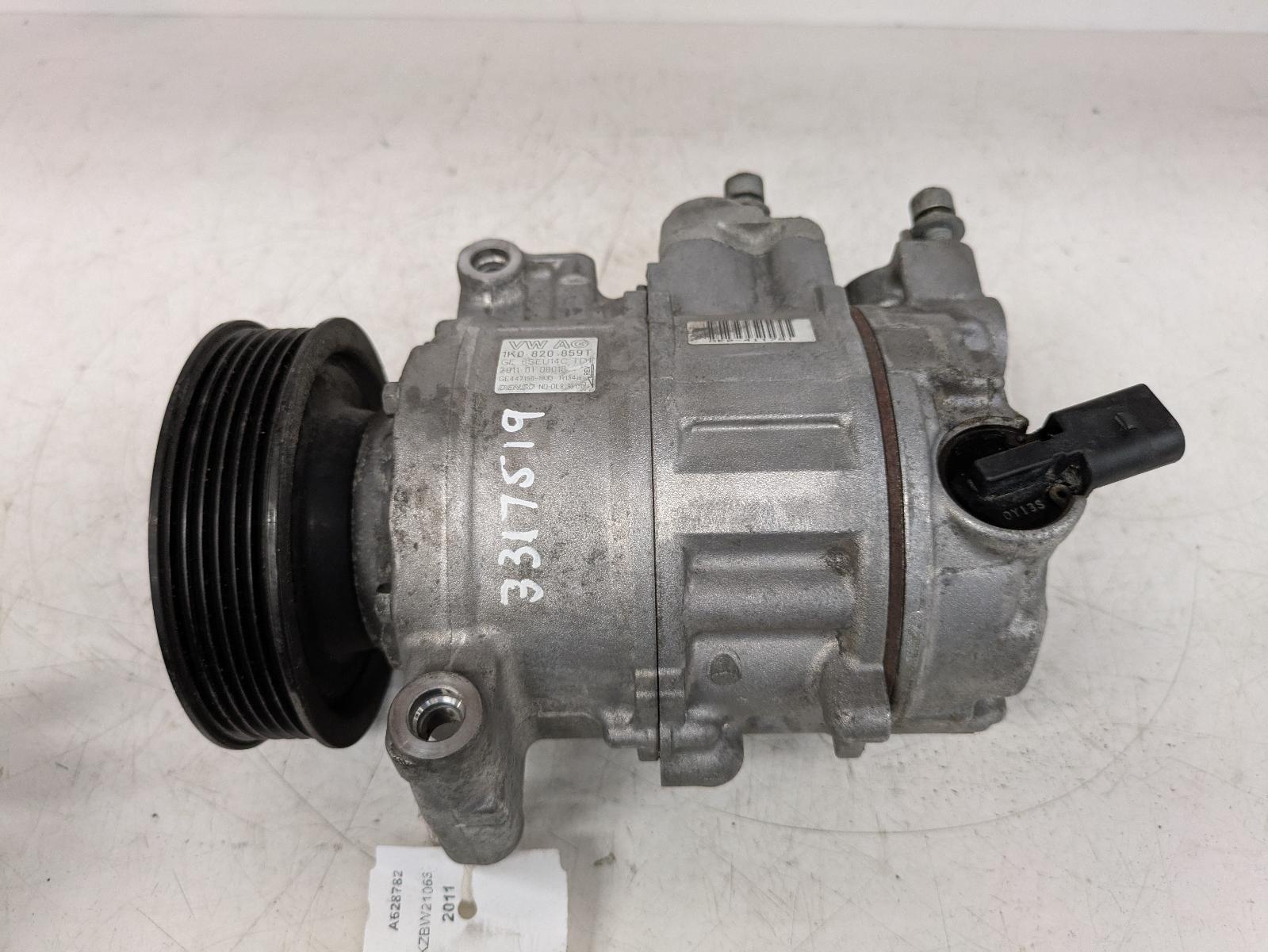 View Auto part Compressor Volkswagen Golf 2011
