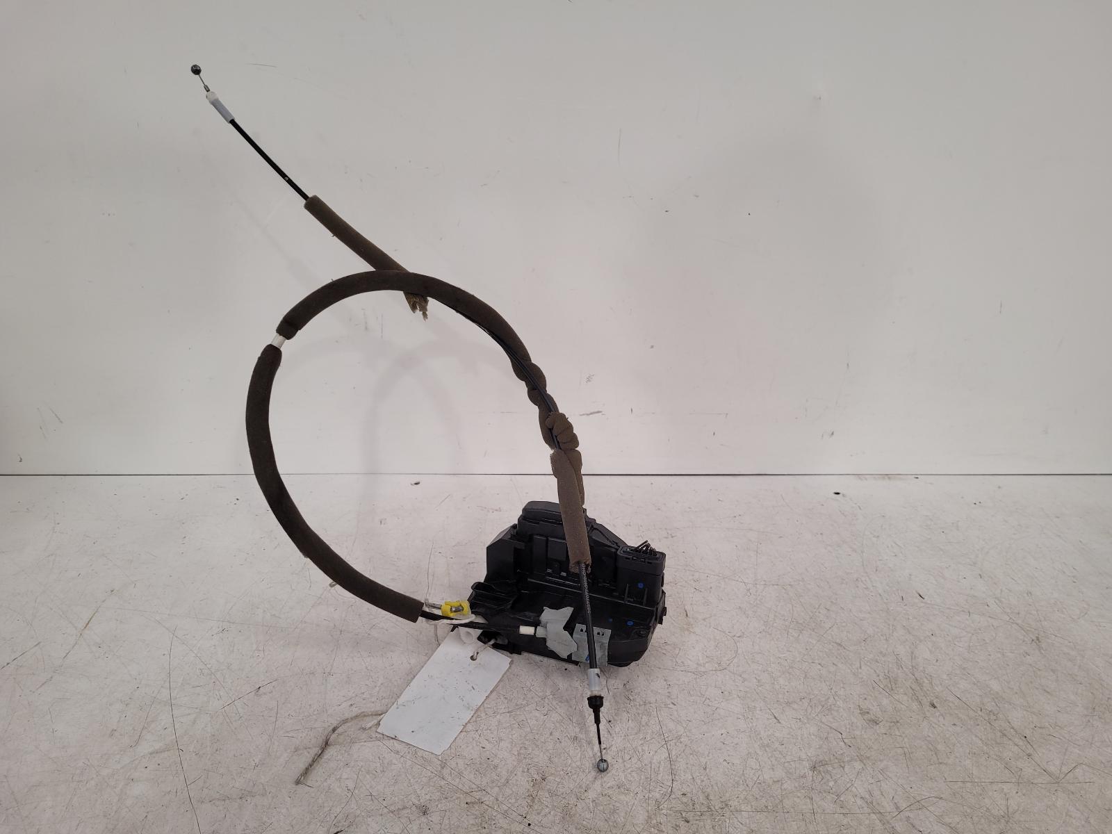 View Auto part Door Lock Assembly Nissan Qashqai 2016
