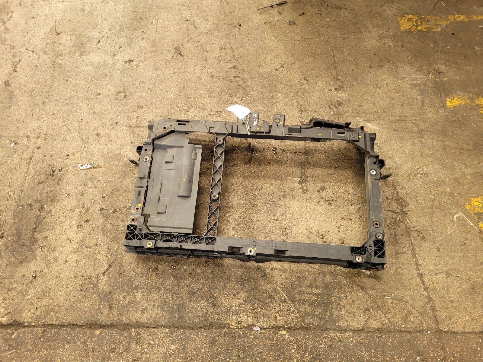 View Auto part Front Panel Ford Fiesta 2011
