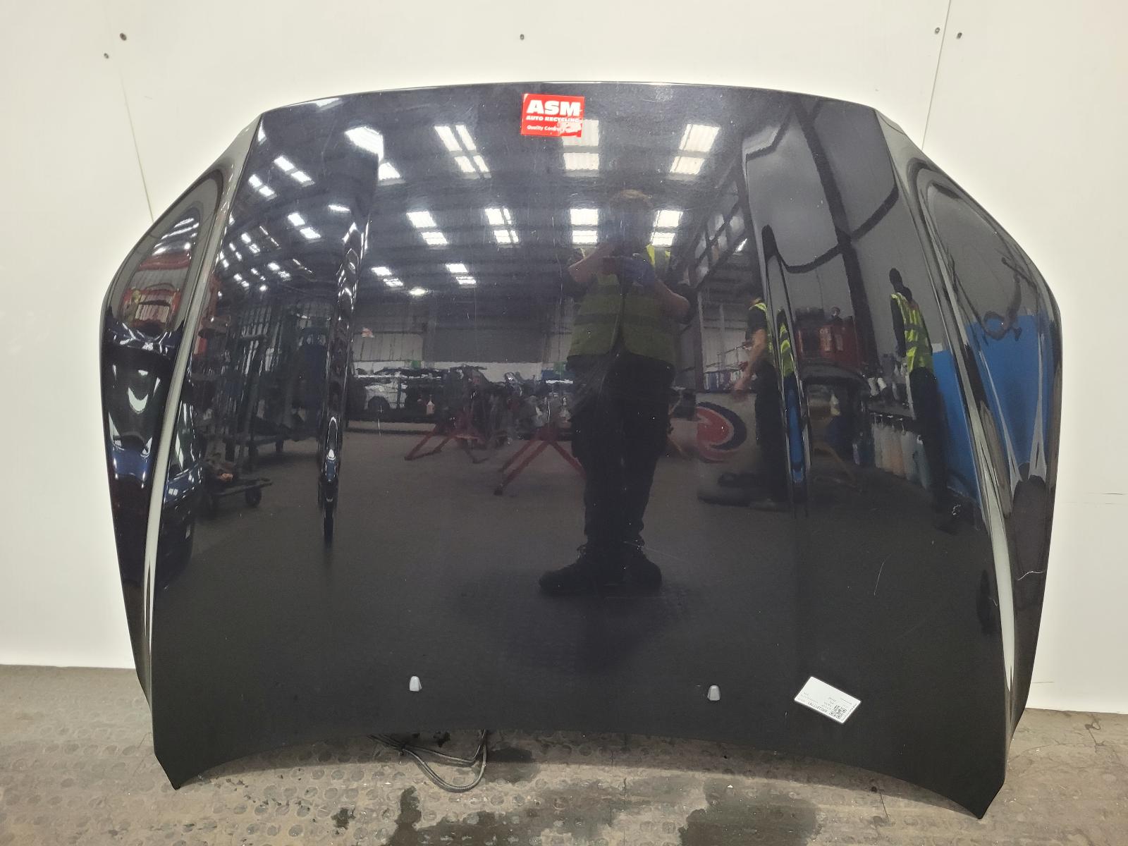 View Auto part Bonnet Volvo V70 2011