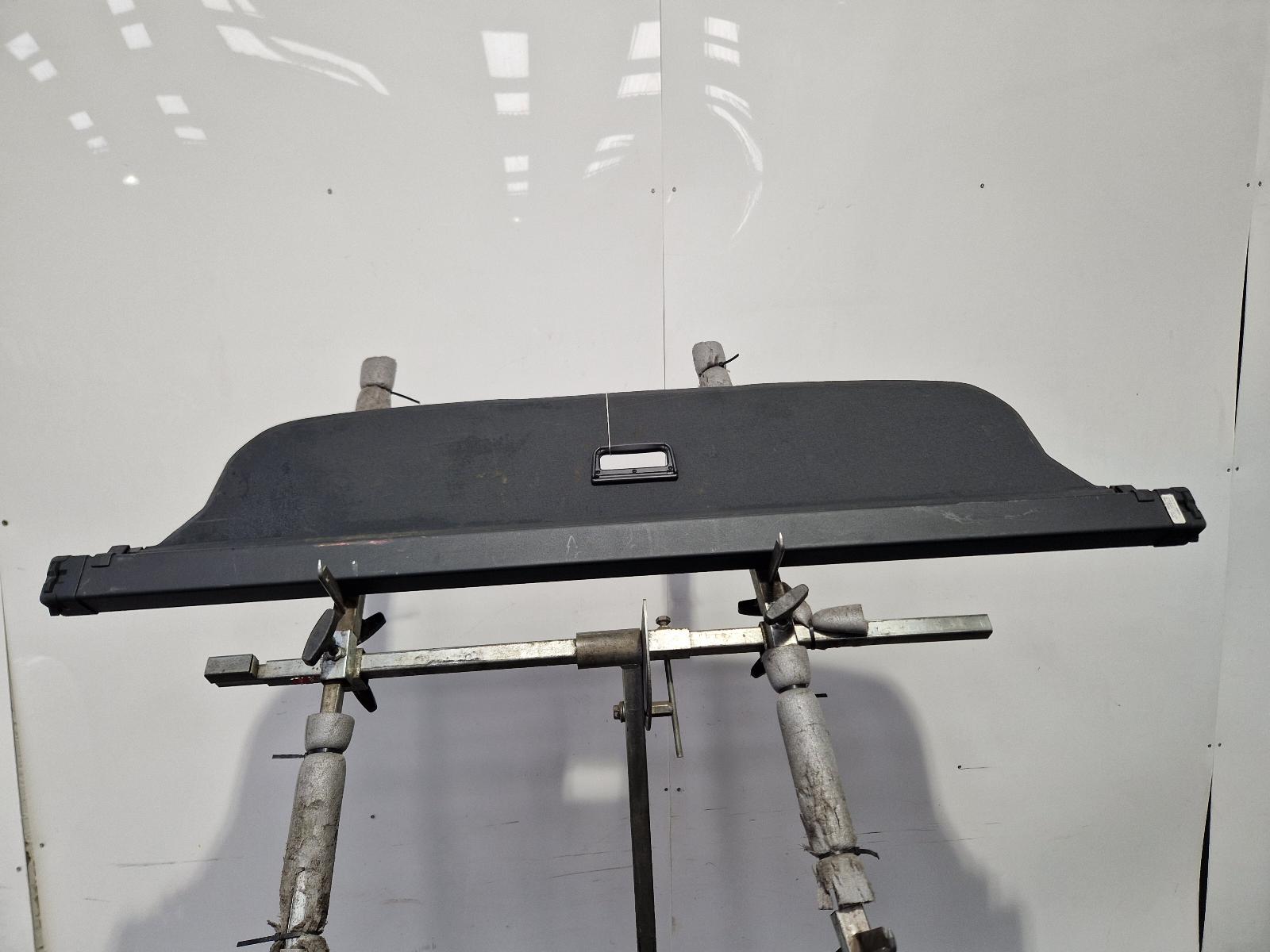 View Auto part Parcel Shelf Volvo V70 2011
