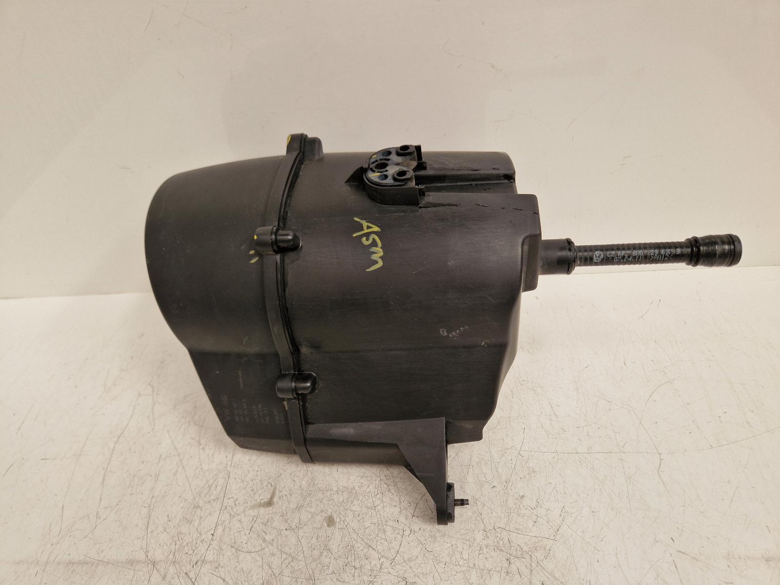View Auto part Air Cleaner/Box Seat Ibiza 2011